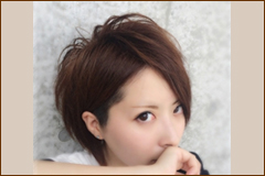 前下がりボブのメリハリアレンジ